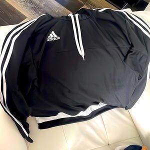 ADIDAS LIGHTWEIGHT SWEATSHIRT L 💫💫